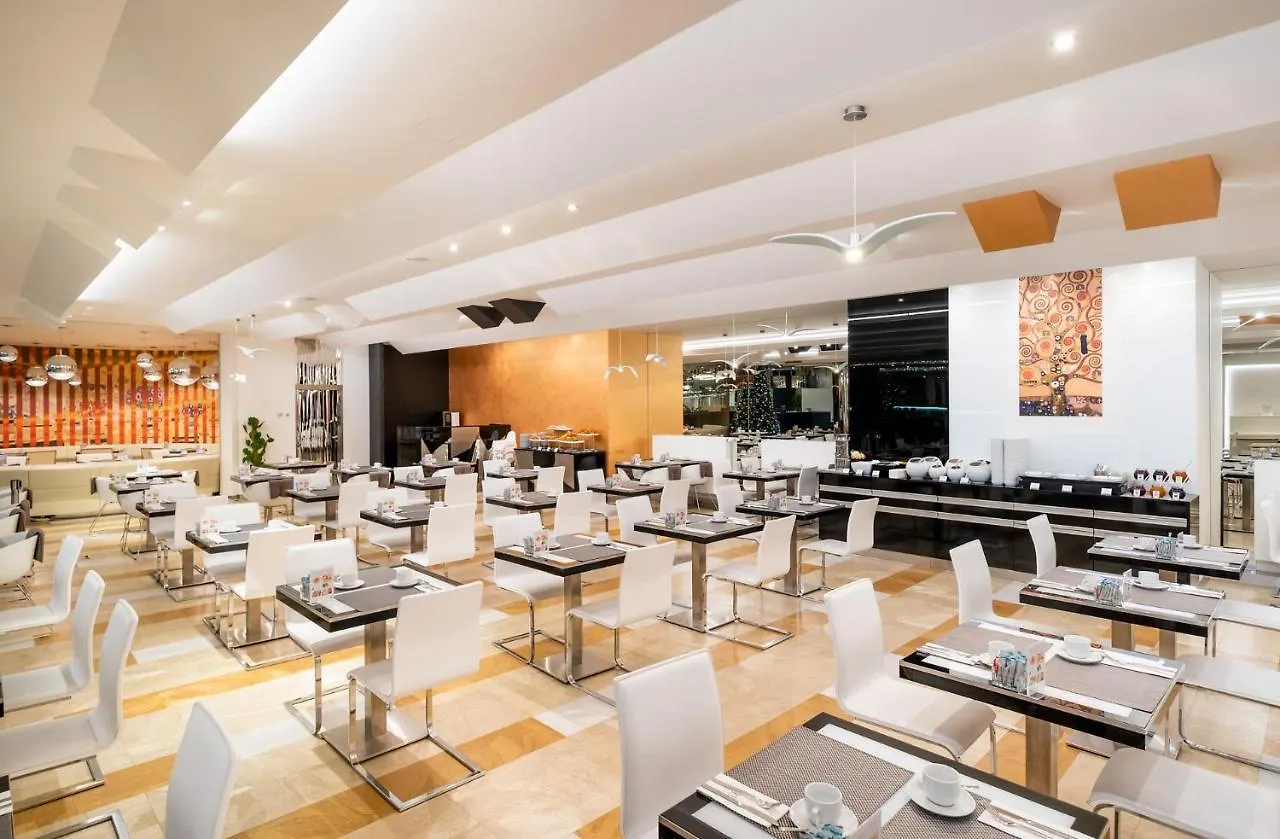 Grandium Hotel Prag 5*,